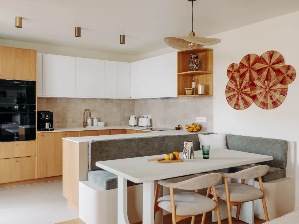 Barbusse-cuisine-deco-chaleureux-bois-blanc